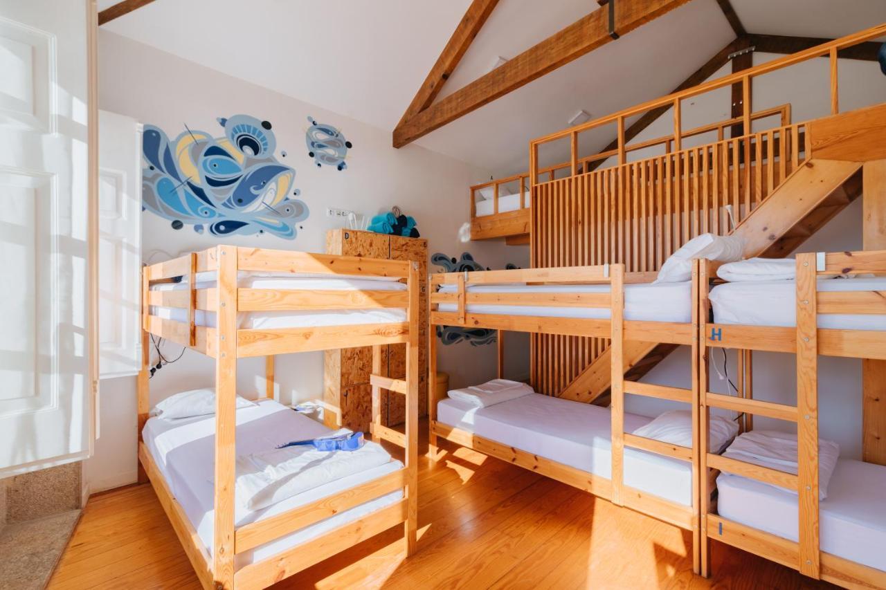 Happy & Hostal Oporto