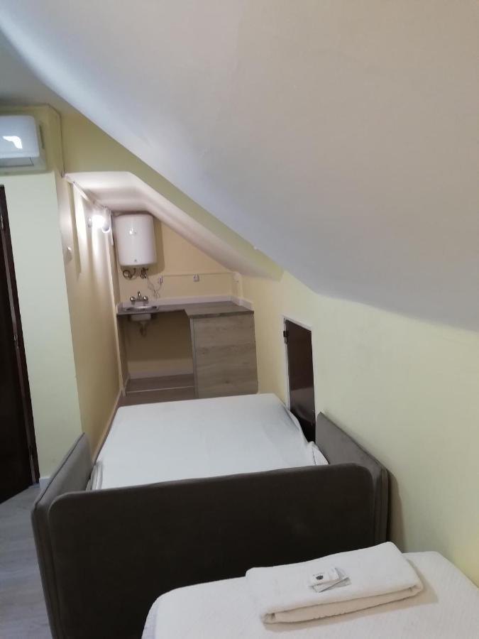 Residencial Camoes Bed & Breakfast Lisbon