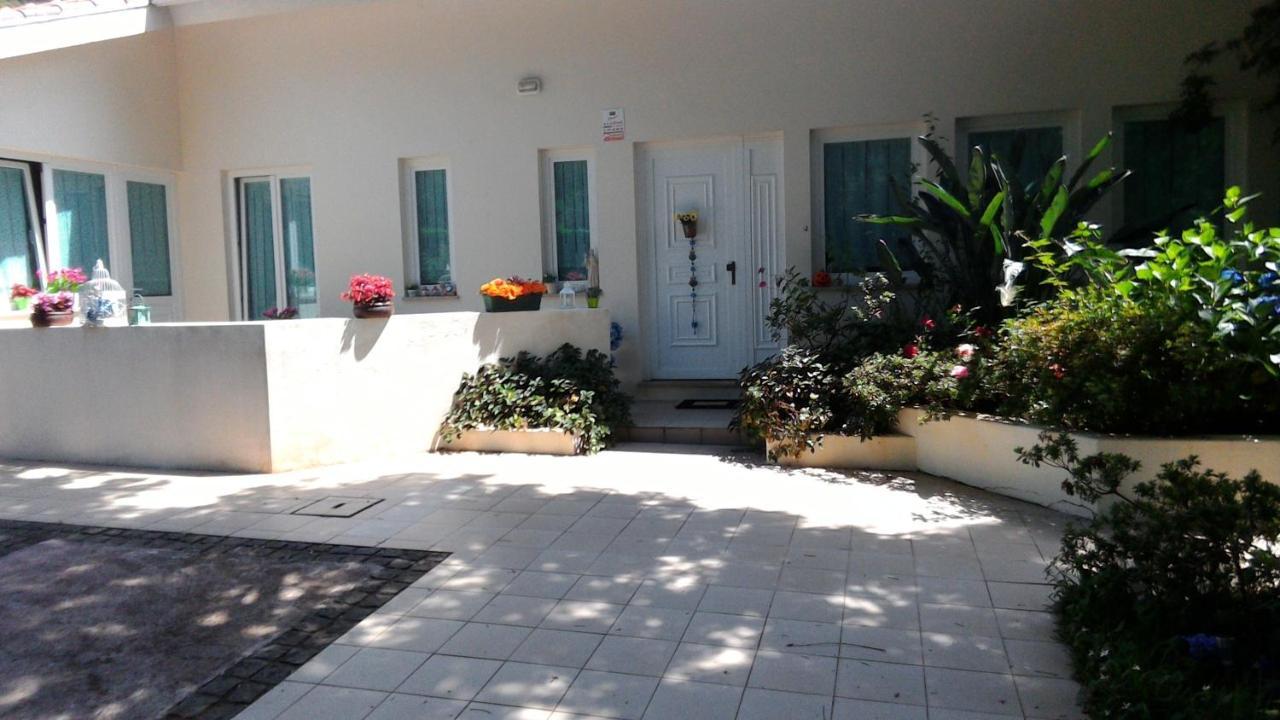 Casa De Trajinha Bed & Breakfast