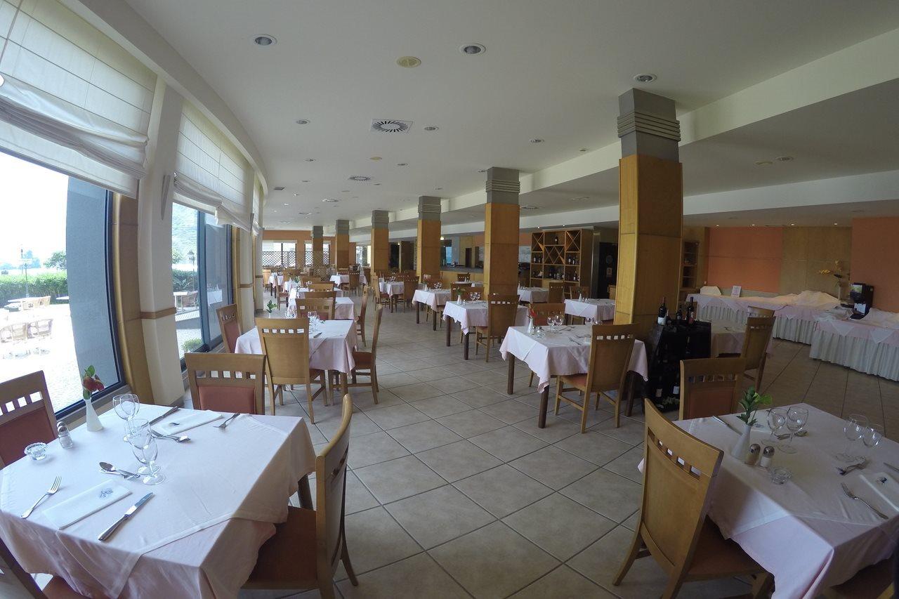 Hotel Aqua Natura Bay 4*