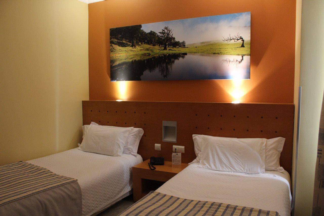 Hotel Aqua Natura Bay 4*