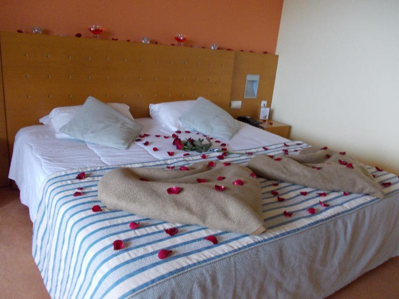 Aqua Natura Bay Hotel 4*