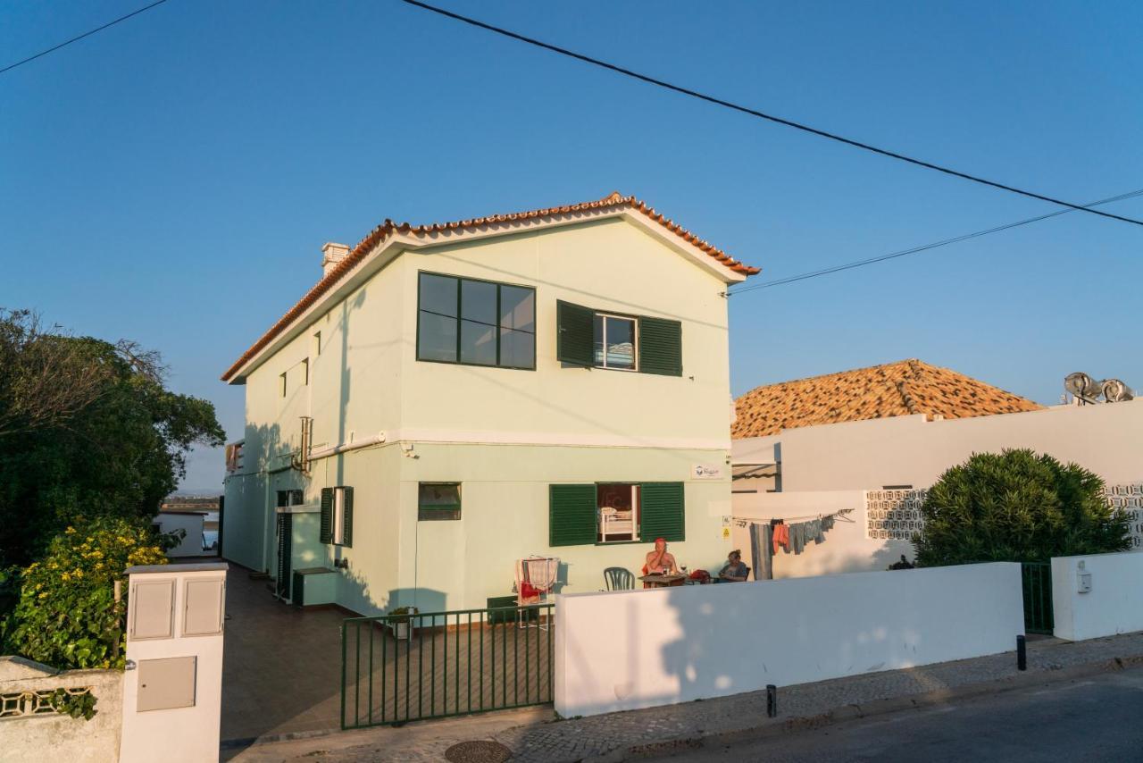 Life Hostal