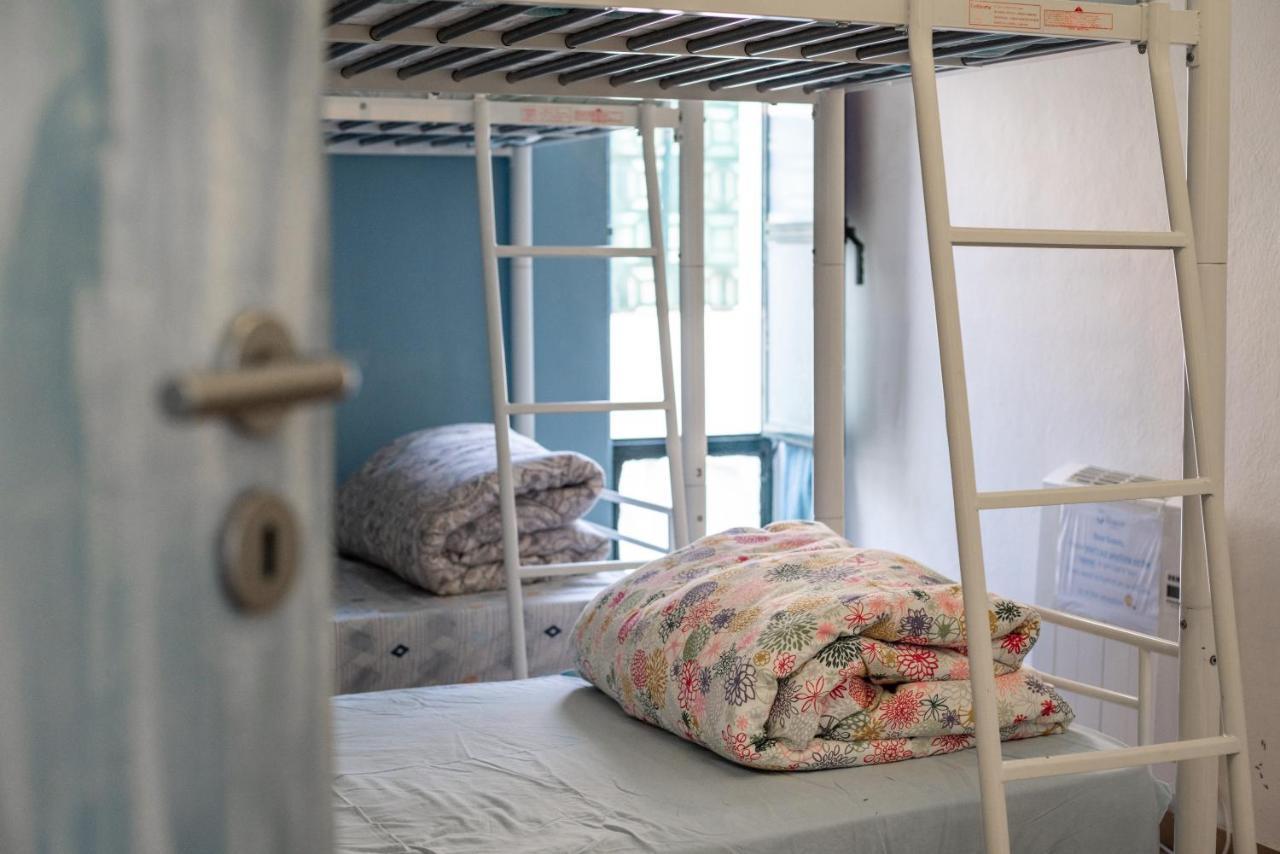 Life Hostal