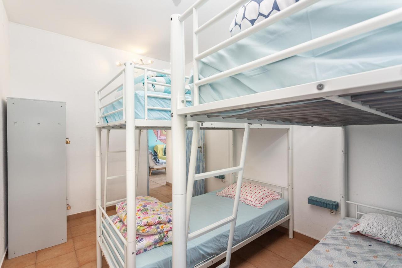 Hostal Life *