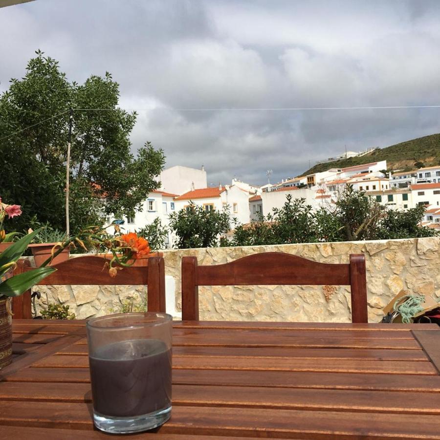 Carrapateira Lodge *