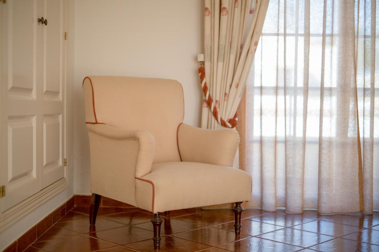 Prime - 5 Suites, Private Pool And Parking, Walk To Altura