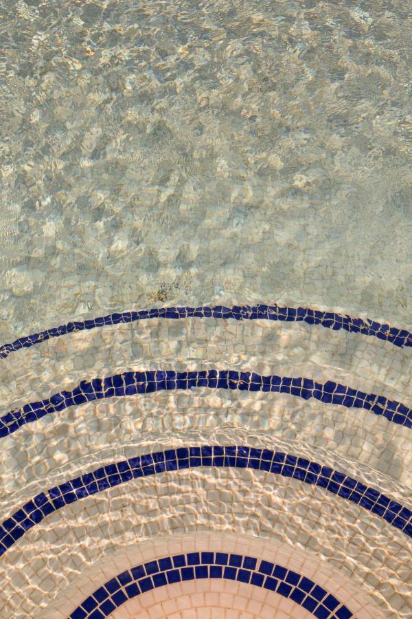 Prime - 5 Suites, Private Pool And Parking, Walk To Villa *