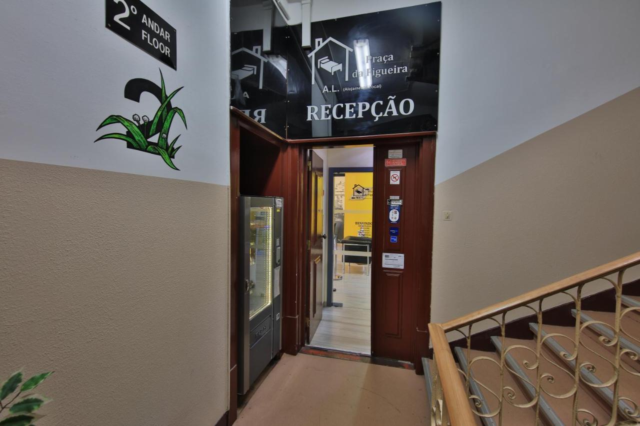 Guest house Pensao Praca Da Figueira 3*