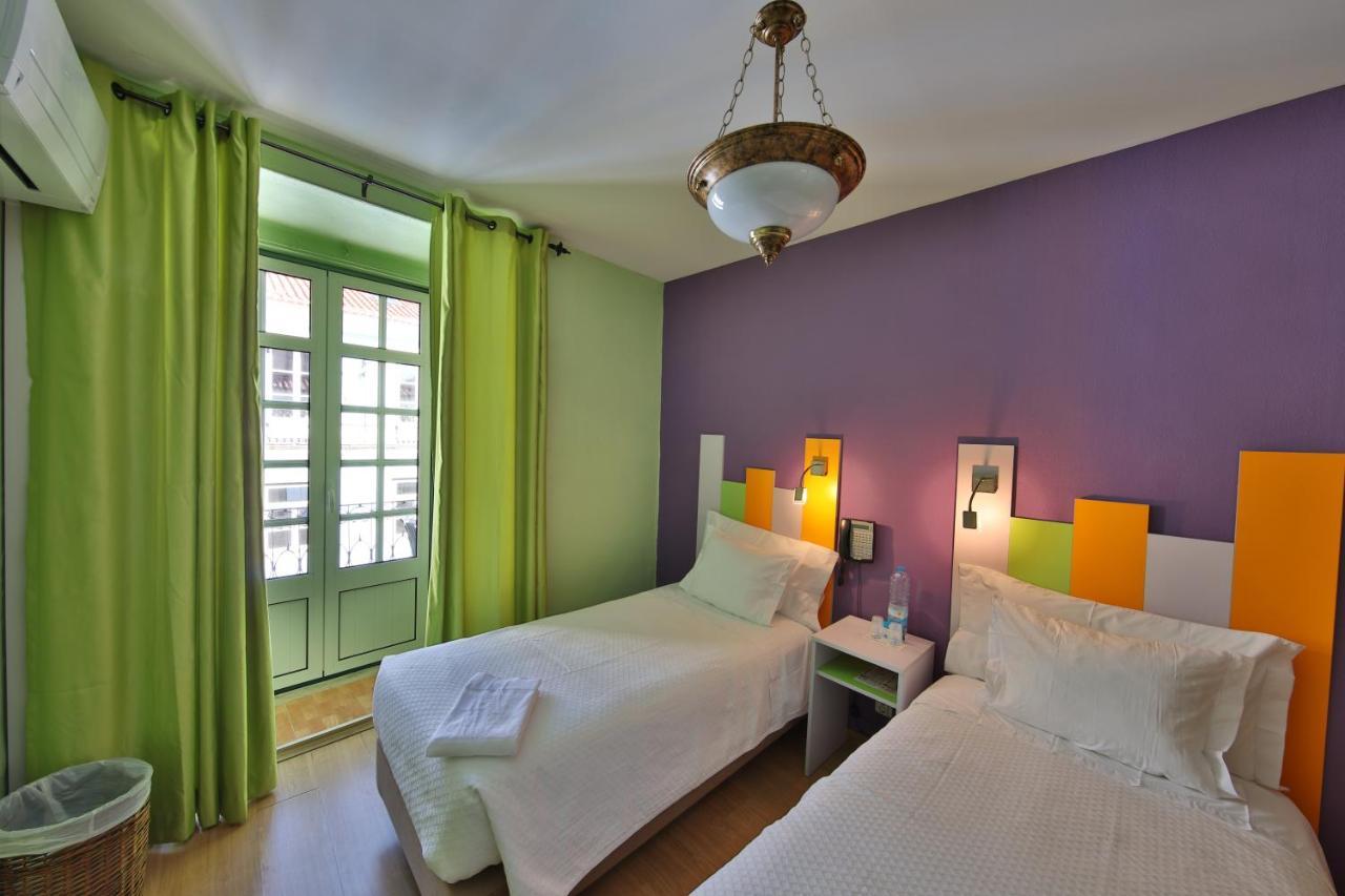 Pensao Praca Da Figueira Guest house