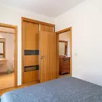 Santa Cruz Village Villa By Hr Madeira