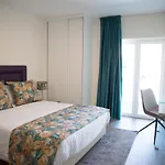 Tomas Guest House