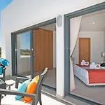 Villa Charlotte By Algarve Vacation