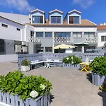 Faial Marina Apartments 1