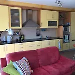 Lavra Sea & Sun Beach Apartment