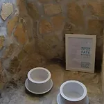 Al - Haoleguesthouse