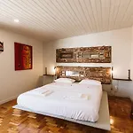 Naga Laut Surf Villa