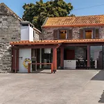 Casa Leonor By Rent2U, Lda
