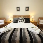 Acacias, Spacious Apartment With Sea View