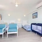 Mariners - Bright And Stylish Apartment - Walk To The Beach