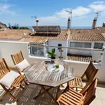 Mariners - Bright And Stylish Apartment - 2 Minute Walk To The Beach