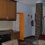 Moradia Familia Escoto