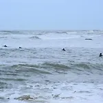 Atlantic Getaway - T1 100 M To The Waves
