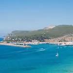 Rent4Rest - Sesimbra Ocean View Studio