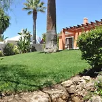 Villa In A Quiet Area With Private Pool Near The Golf Courses And The Marina