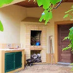 Welcoming House With Mountain View In Porto Santo