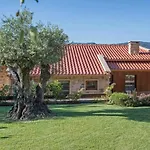 Casa Das Pesqueiras