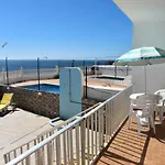 Apartamentos Encosta Do Mar