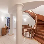Bertolina Guest House