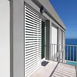 Barreirinha Suite Top Floor By Hr Madeira