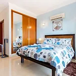 Coolhouses Algarve Luz, 5 Bed Villa & Pool, Casa N