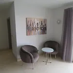 Sun Island Apartments