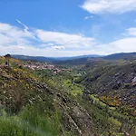 Casa Do Fundo Do Povo - Serra Da Estrela