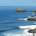 Lila Ocean View Apartment