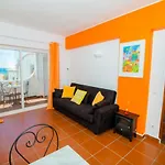Pé na Praia by OCvillas