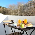 Warm Yellow Albufeira