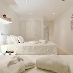 Os Reais - Apt In Front Of The Beach In Centeanes