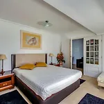Apartamentos 7 Saias