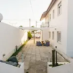 Hospedium Hostel Republica Surf House