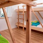 Nazare Hostel - Rooms & Dorms