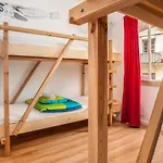 Nazare Hostel - Rooms & Dorms