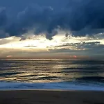 Vivenda Junto Ao Mar