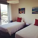 Home At Azores - City View Apartment