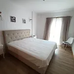 Rochatower Apartment 8A