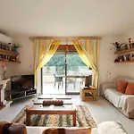 Casa Palames