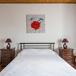 Welcomebuddy - Rustic House